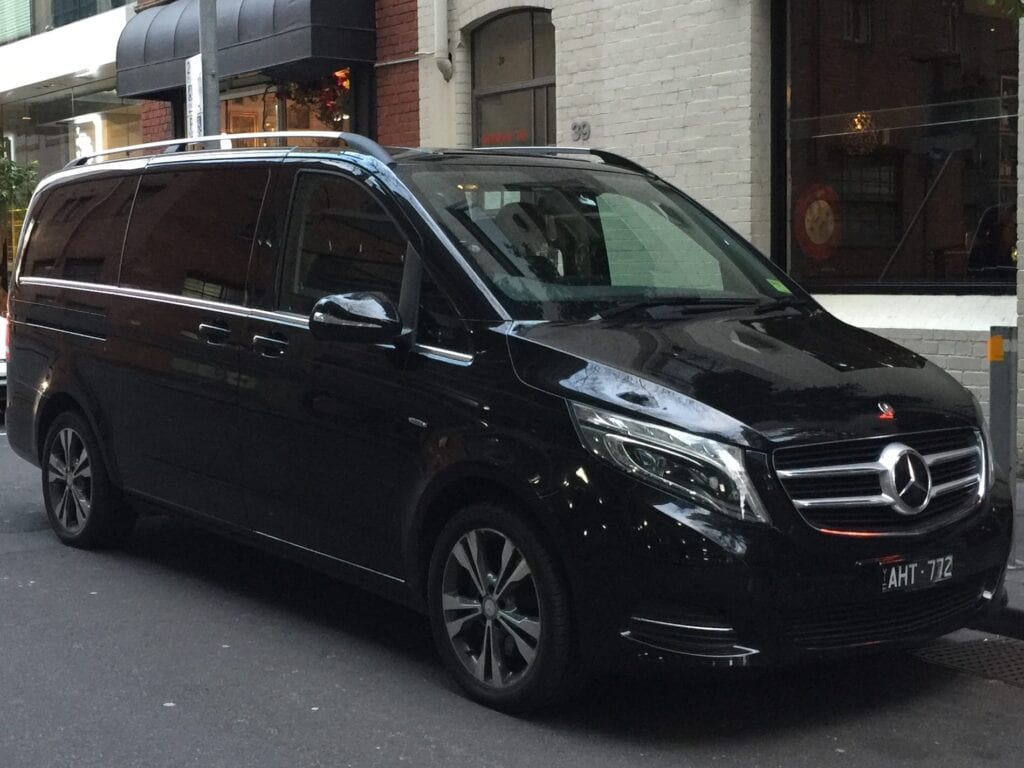 mercedes benz people mover - minivan hire 7-seat chauffeured 